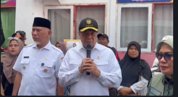 Menko Polkam Dialog Langsung dengan Warga dan Tegaskan Komitmen Pemerintah Dalam Penanganan Bencana Sumbar