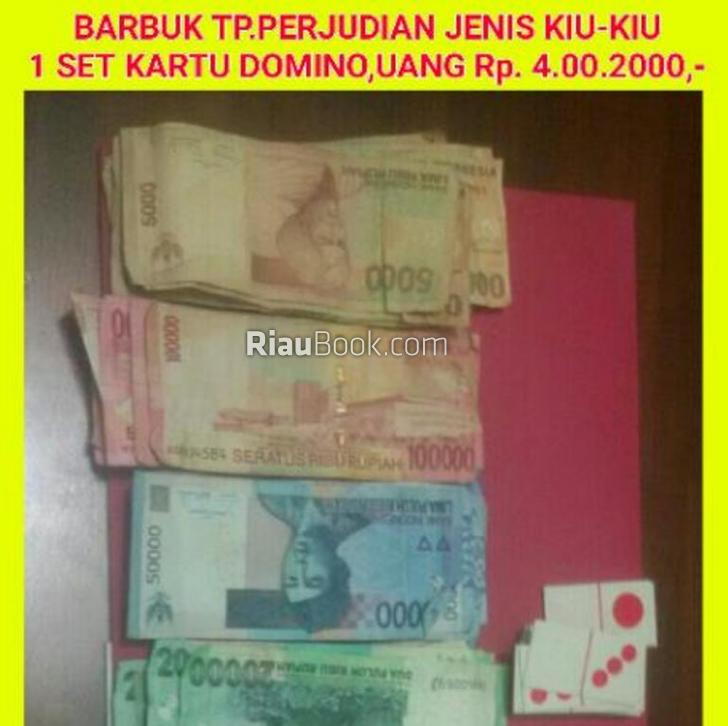 Personel Polsek Kunto Darussalam Lakukan Penggerebekan terhadap 5 Penjudi di Rohul