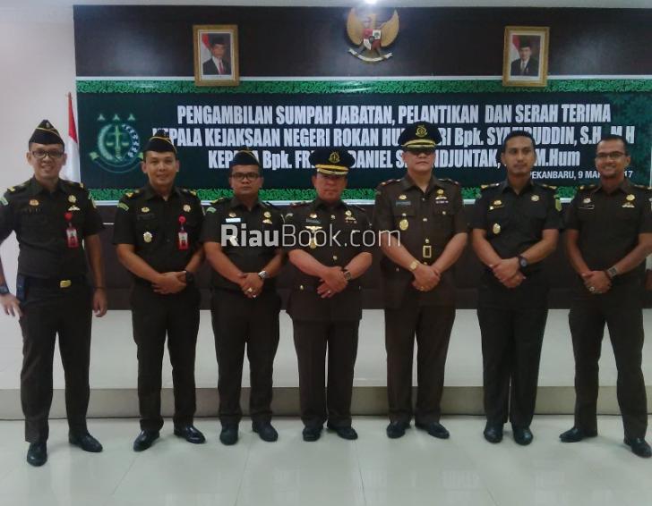 Kajari Rokan Hulu Resmi Dilantik, Freddy: Semoga Bisa Tingkatkan Integritas