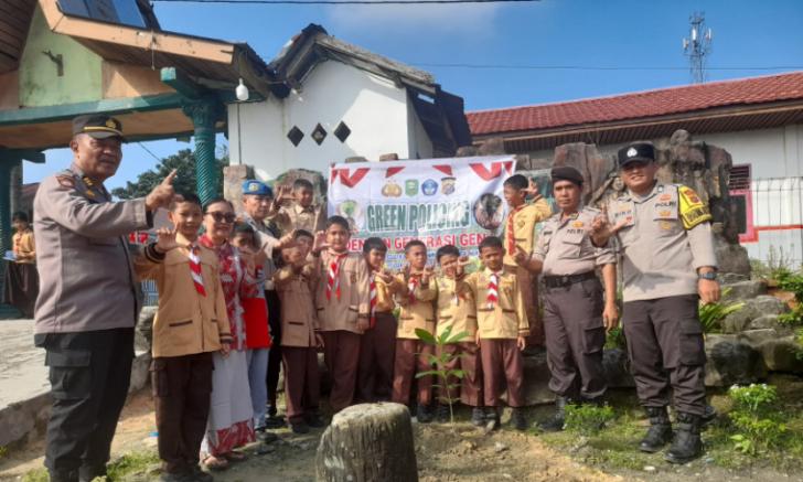 Polsek Kandis Laksanakan Green Policing di SDN 001 Kandis untuk Edukasi Siswa Soal Lingkungan