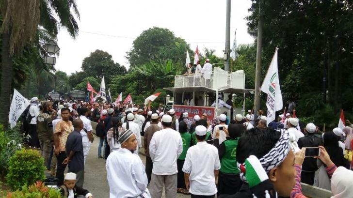 Massa GNPF MUI Meradang, Tuding Sidang Ahok Sandiwara Penuh Kebohongan