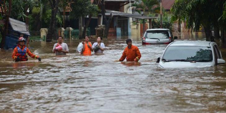 Banjir, Jakarta Lumpuh!