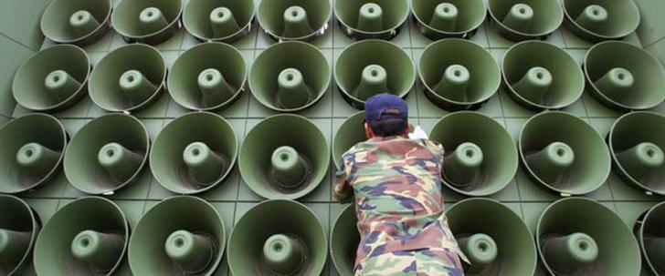 Korsel Pakai Speaker Raksasa Beritakan Kematian Kim Jong-nam kepada Korut