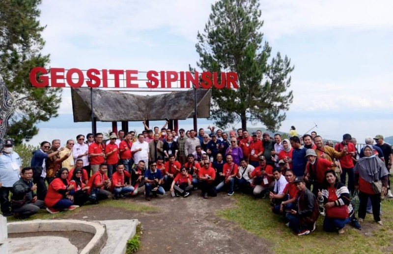 Ekspedisi SMSI-HPN 2023: Geosite Sipinsur Panorama Eksotis Danau Toba